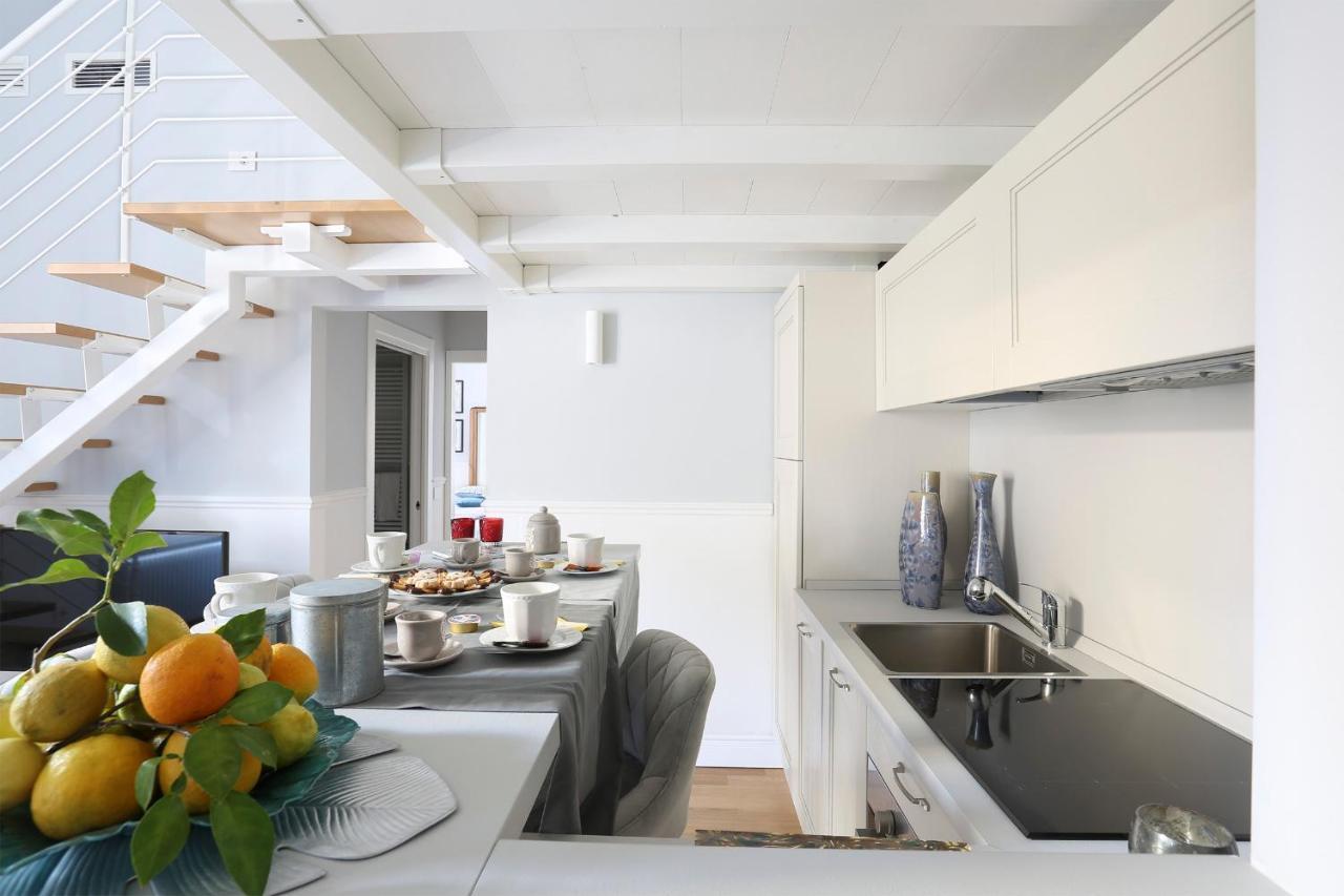Design Apartment In The Heart Of Florence - Hosted By Sweetstay Luaran gambar